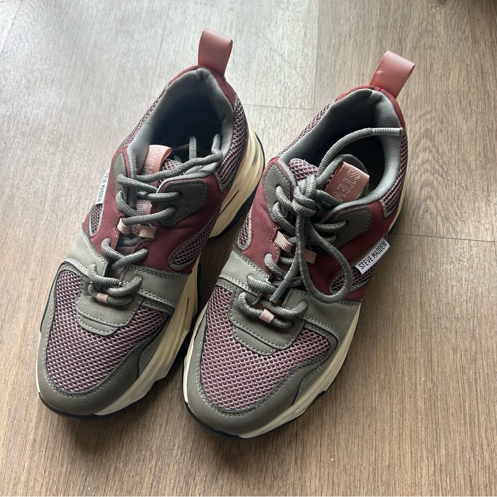 Steve Madden Chunky Sneakers